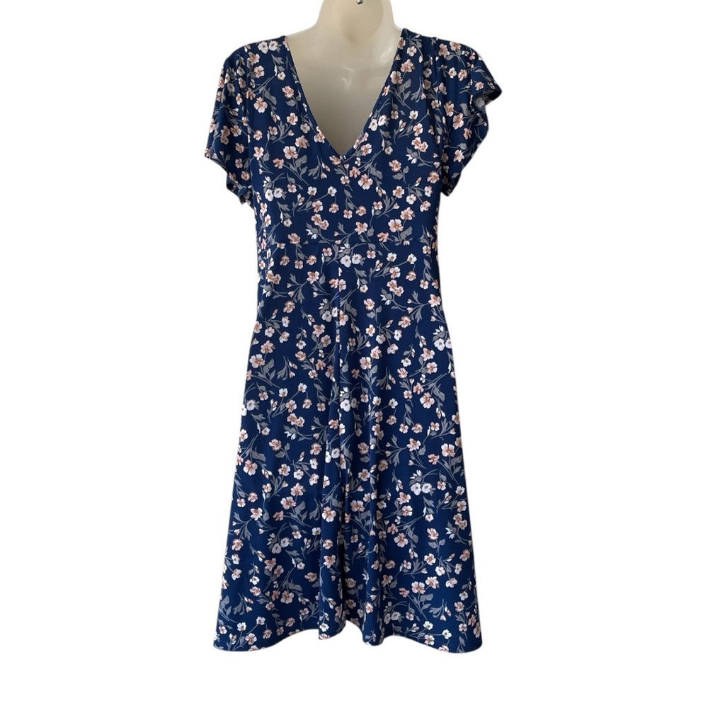 KALEIGH Floral faux wrap midi dresss size medium - Picture 2 of 6
